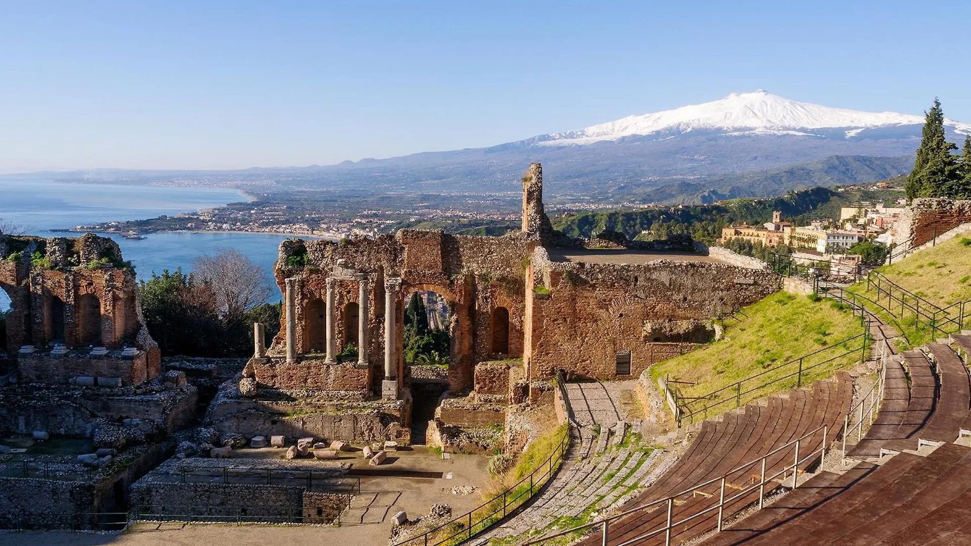 Perla Marina-Giardini Naxos Lägenhet